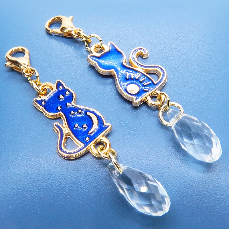 マスク・スマホチャーム 猫とお日様とお星さまと三日月のチャーム ティアドロップ ガラス・クリスタル 金具変更可 セット可