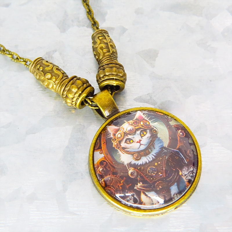 猫とスチームパンクなカボションガラスネックレス 零型アンティークゴールド仕様 長さ調整可 アジャスター可