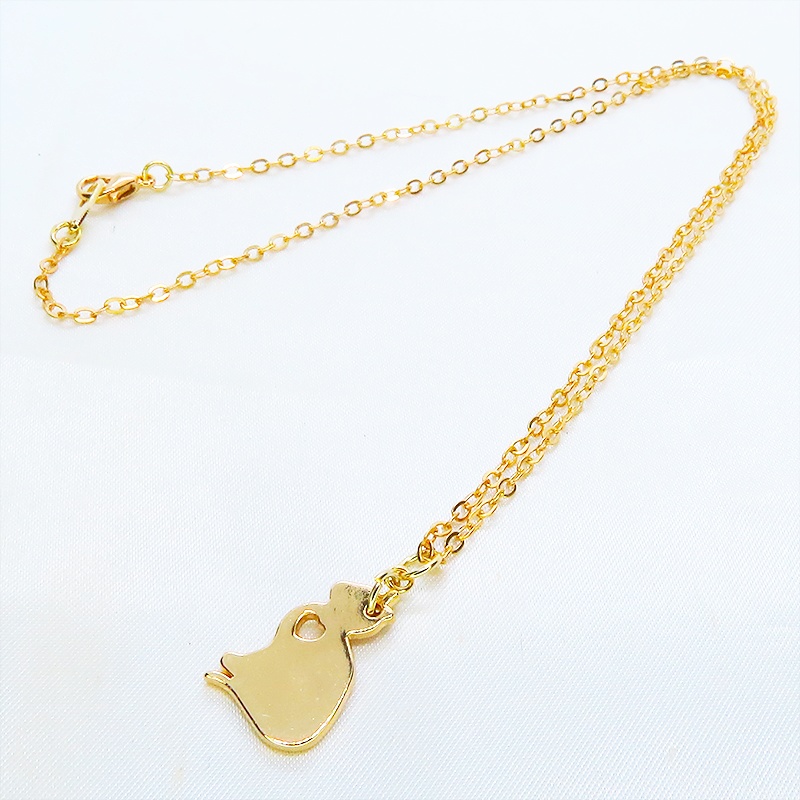 ゴールドカラー 猫シルエットモチーフを使ったシンプルでコンパクトなネックレス 長さ調整可 ステンレス可