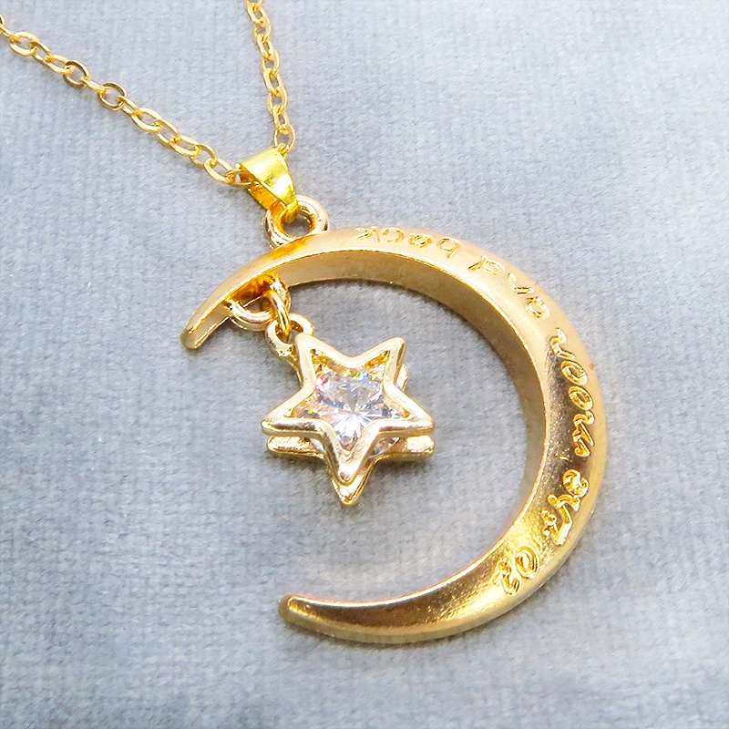 マットゴールド 三日月と星フレームのキュービックジルコニアをつり下げたペンダント・ネックレス 長さ調整可 アジャスター可
