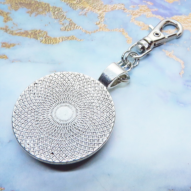 猫とスチームパンクなカボションガラスキーホルダー 壱型アンティークシルバー仕様 金具変更可 バッグチャーム