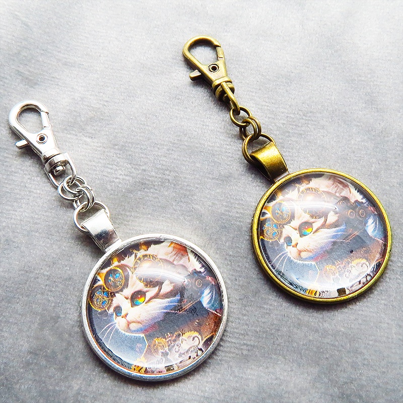 猫とスチームパンクなカボションガラスキーホルダー 壱型アンティークゴールド仕様 金具変更可 バッグチャーム