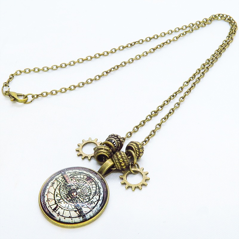 アンティークゴールド 羅針盤・方位磁針のイラストのペンダント・ネックレス 重力針 スチームパンク風 ガラス 長さ調整可