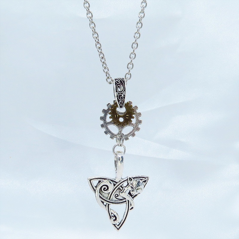 アンティークシルバー フォックス(狐)と歯車モチーフを組み合わせたスチームパンク風ネックレス 長さ調整可