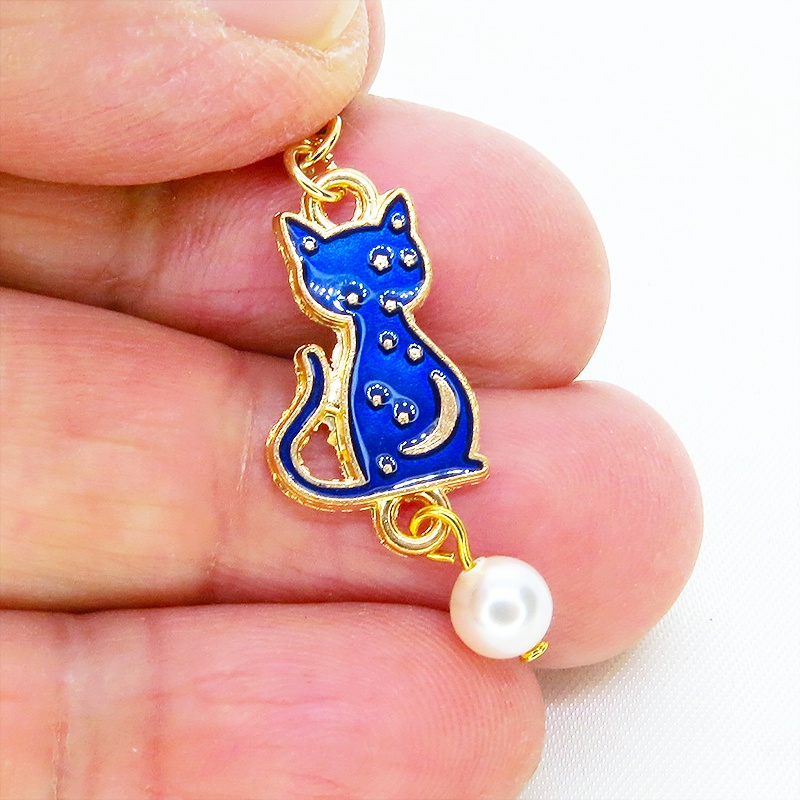 マスク・スマホチャーム 猫とお日様とお星さまと三日月のチャーム スワロフスキーパール マットゴールド 2種セット 金具変更可