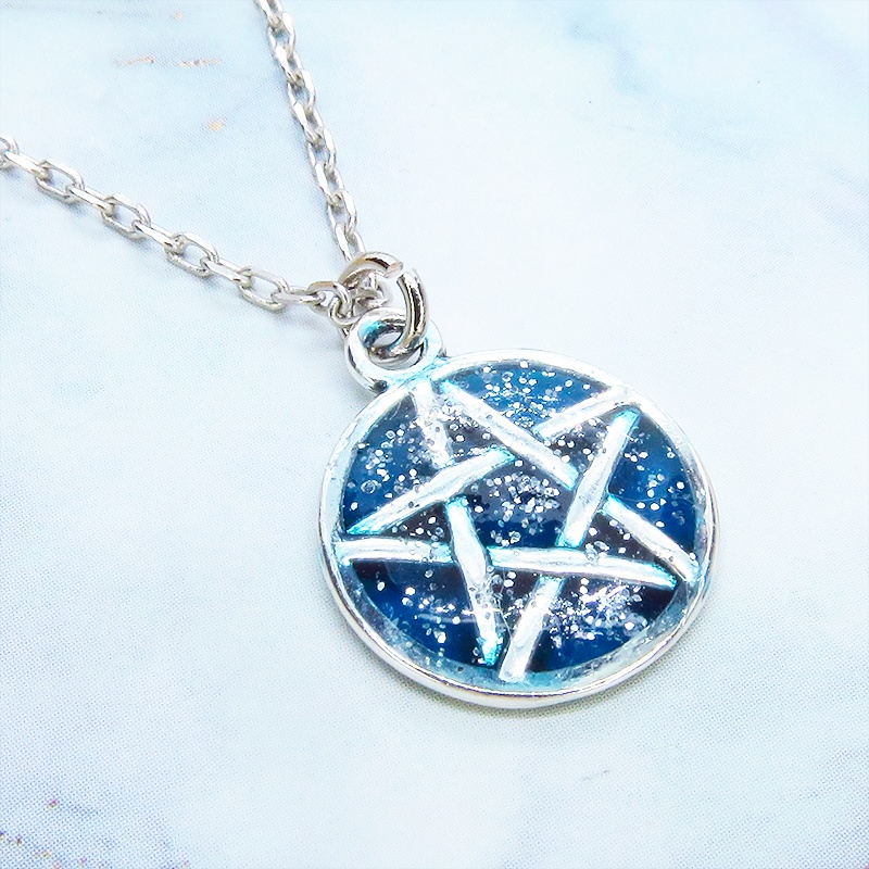 アンティークシルバー ブルーペンタグラムネックレス レジン 長さ調整可 アジャスター可
