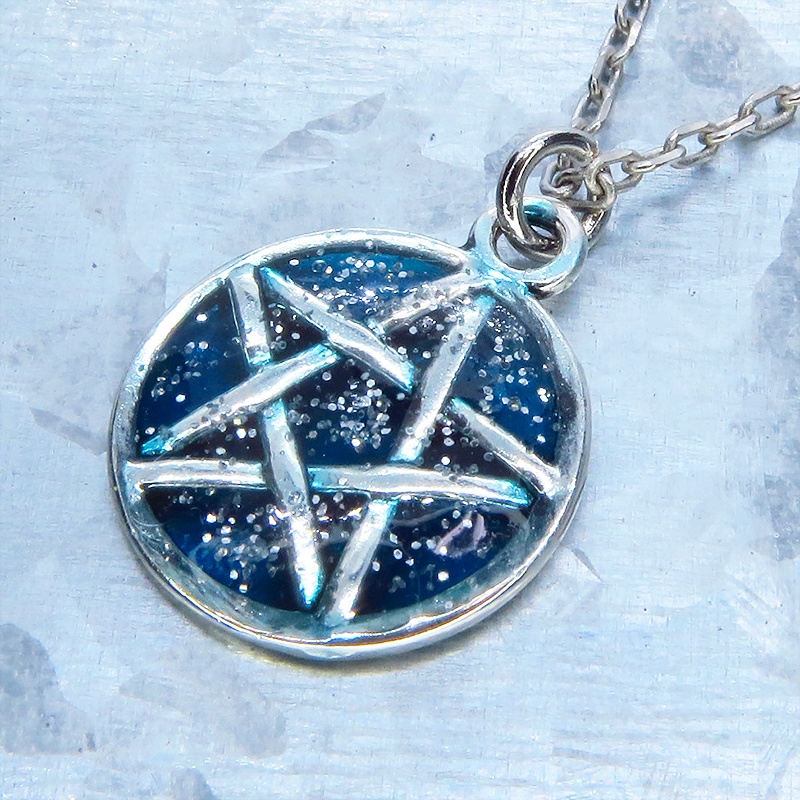 アンティークシルバー ブルーペンタグラムネックレス レジン 長さ調整可 アジャスター可