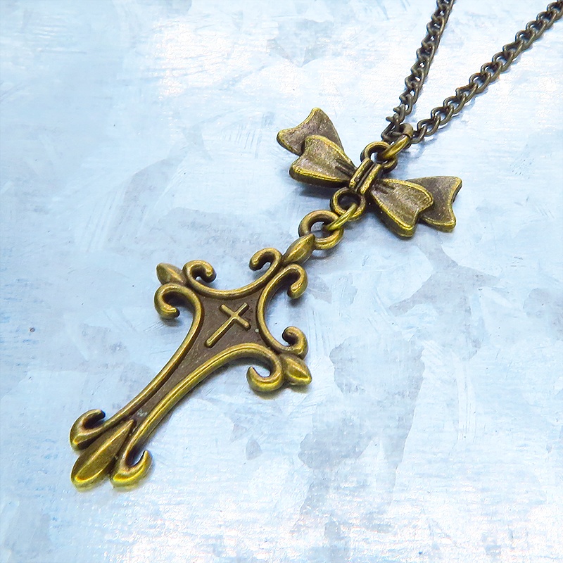 アンティークゴールド ゴシック調デザインロザリオ(十字架)とリボンを組合せたネックレス 長さ調整可