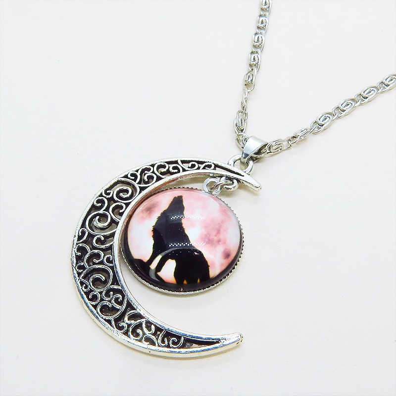 ウルフレッドムーンネックレス 三日月と紅い月に映える狼のシルエットの描かれたペンダント・ネックレス メンズ レディース