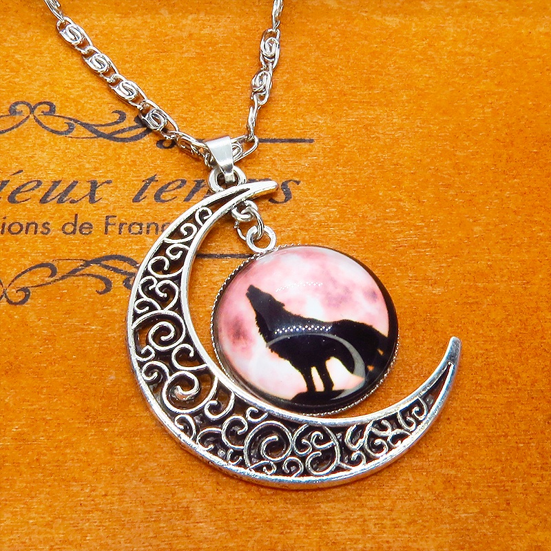 ウルフレッドムーンネックレス 三日月と紅い月に映える狼のシルエットの描かれたペンダント・ネックレス メンズ レディース