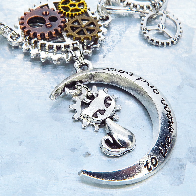 アンティークシルバー 猫と三日月と歯車を組合せた本格的スチームパンクネックレス 長さ調整可