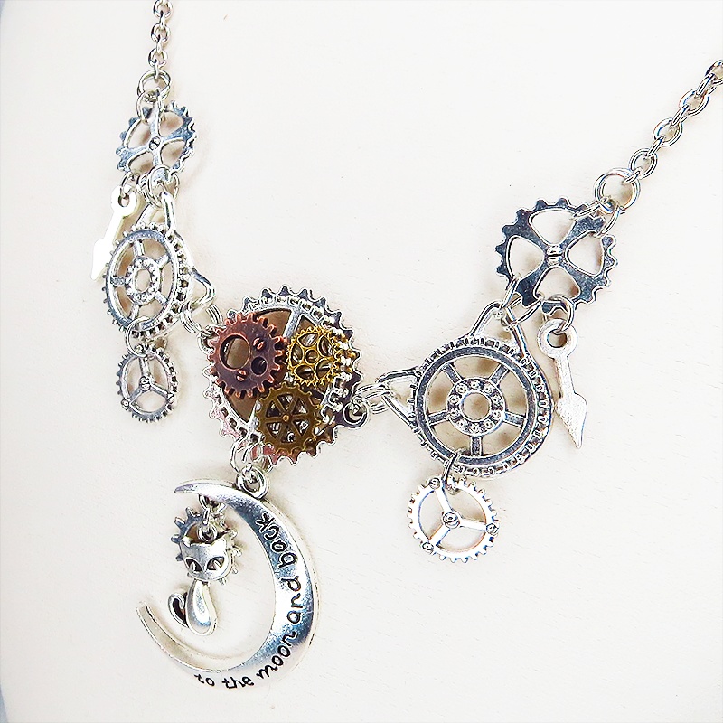 アンティークシルバー 猫と三日月と歯車を組合せた本格的スチームパンクネックレス 長さ調整可