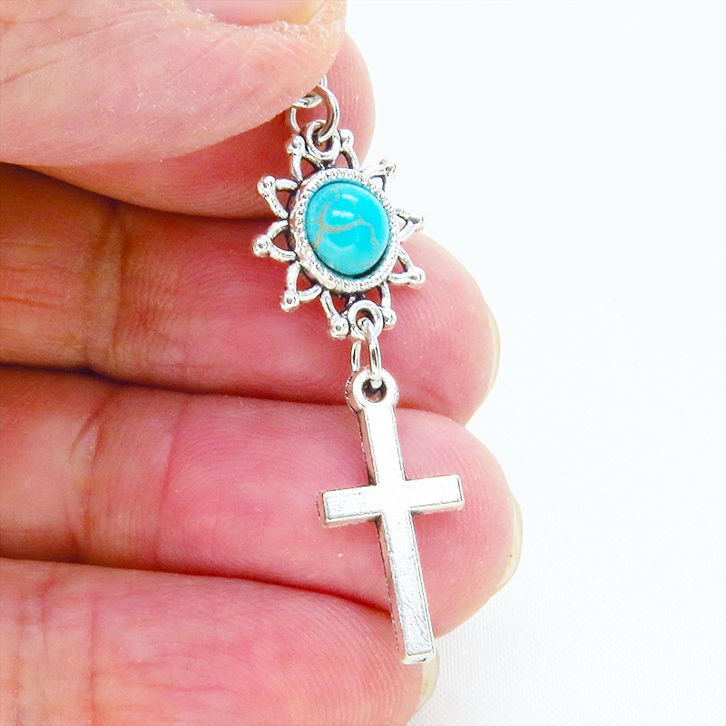 アンティークシルバー ロザリオとひまわり(ターコイズ)を組合せたコンパクトなピアス サージカル可