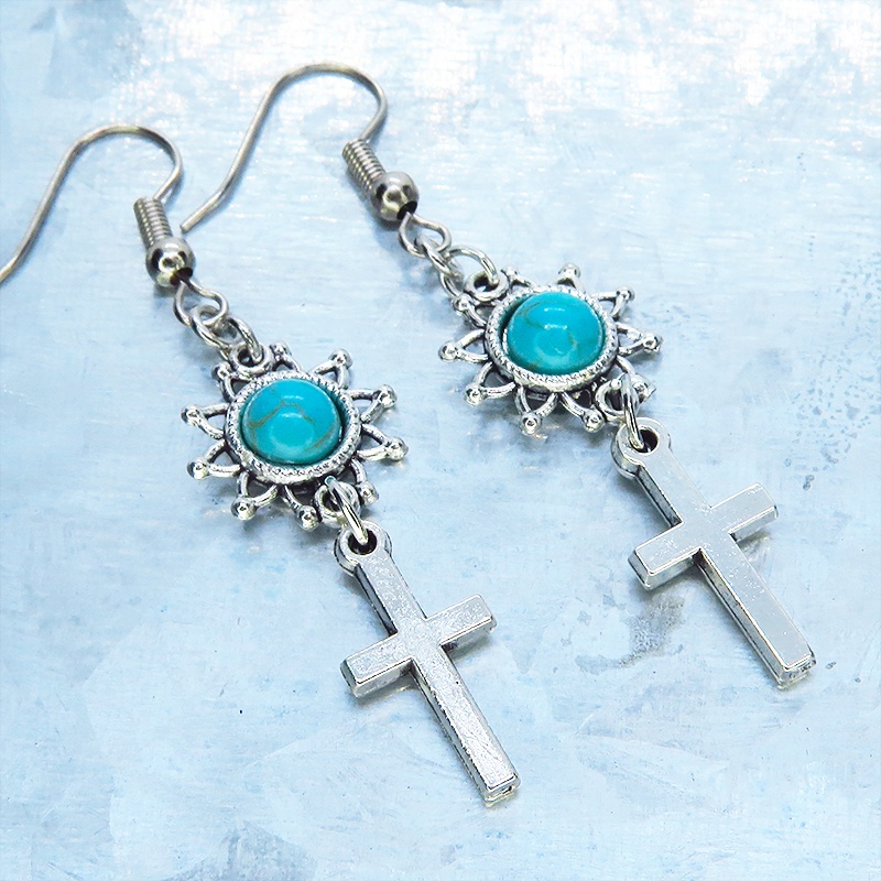 アンティークシルバー ロザリオとひまわり(ターコイズ)を組合せたコンパクトなピアス サージカル可