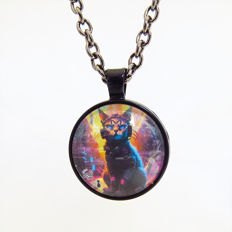 猫とサイバーパンクなカボションガラスネックレス 壱型ブラックカラー仕様 長さ調整可 アジャスター付