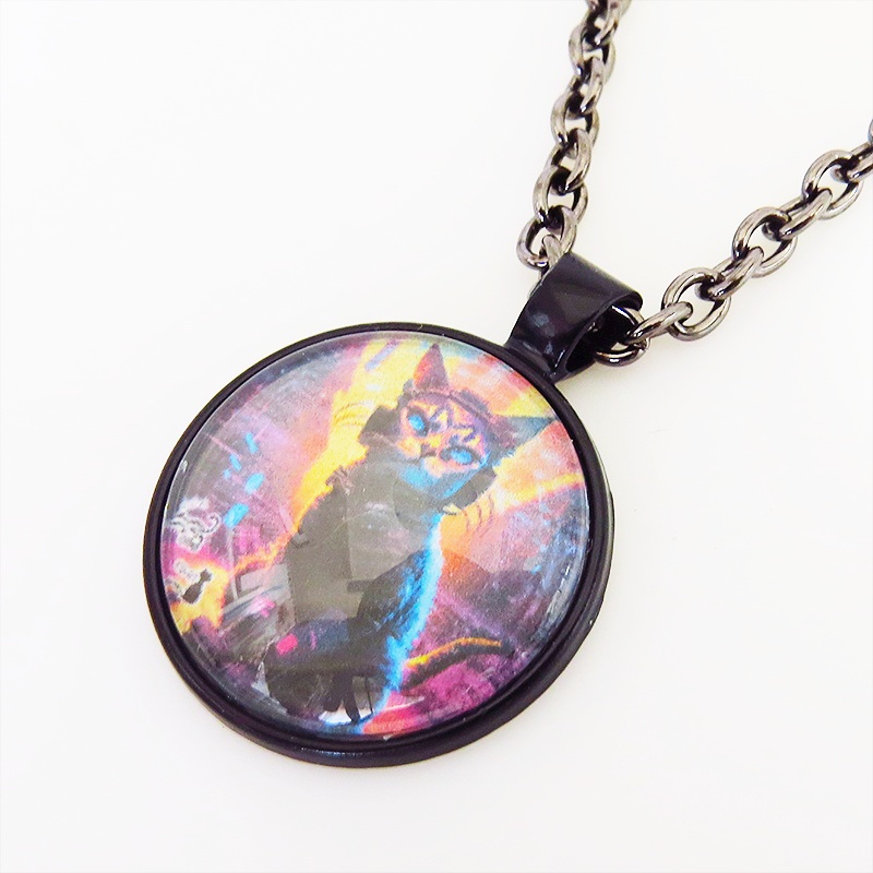 猫とサイバーパンクなカボションガラスネックレス 壱型ブラックカラー仕様 長さ調整可 アジャスター付