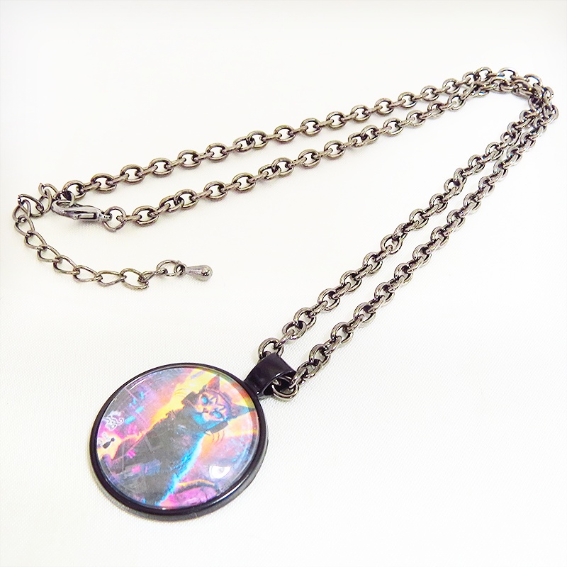 猫とサイバーパンクなカボションガラスネックレス 壱型ブラックカラー仕様 長さ調整可 アジャスター付