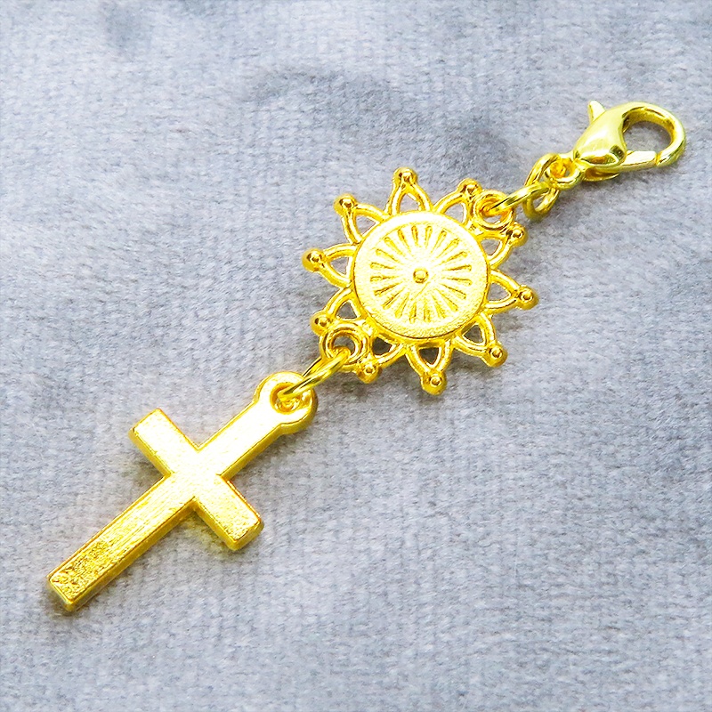 マスク・スマホチャーム ゴールドカラー ロザリオとひまわり(ターコイズ)を組合せたコンパクトなチャーム 金具変更可