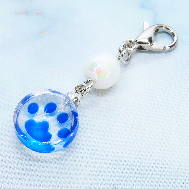 マスク・スマホチャーム クリアカラーの可愛い肉球チャーム レジン クリスタルガラス 金具変更可