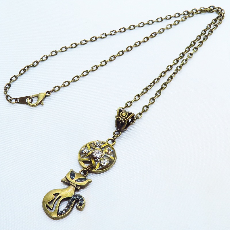 アンティークゴールド 猫とペンダグラムのオリエンタル風ネックレス ラインストーン レジン 長さ調整可