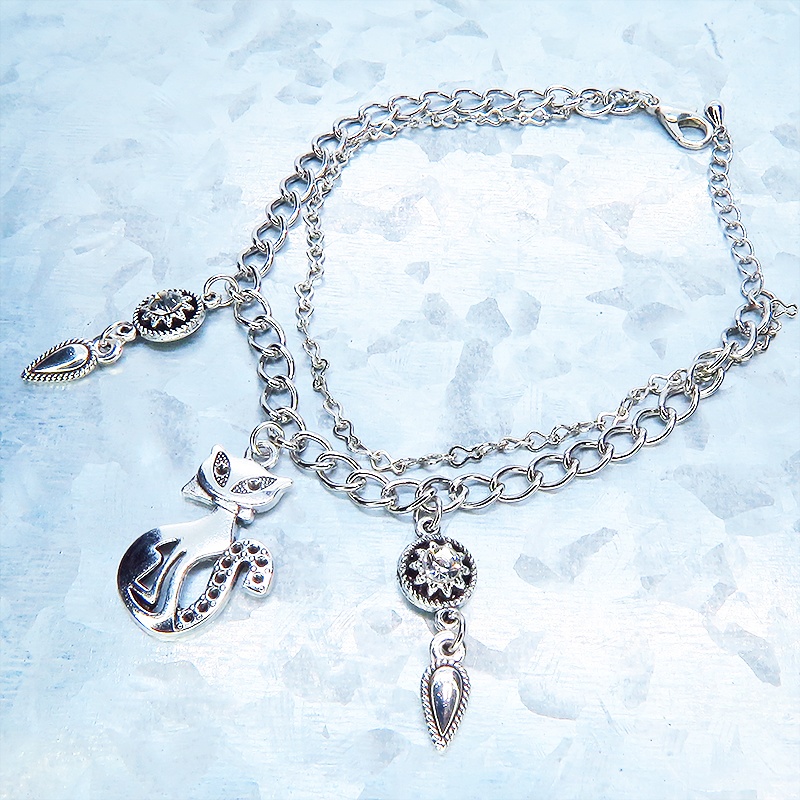 アンティークシルバー オリエンタルな猫モチーフのダブルチェーンブレスレット ラインストーン アジャスター付