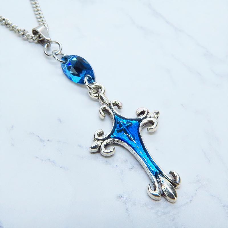 アンティークシルバー ゴシック調ロザリオをマリンブルーレジンで彩色したネックレス スワロフスキーアクアマリン 長さ調整可