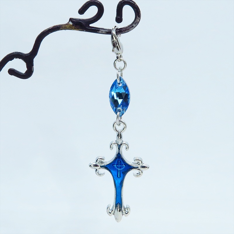 マスク・スマホチャーム アンティークシルバー ゴシック調ロザリオをマリンブルーレジンで彩色したチャーム スワロフスキー 金具変更可