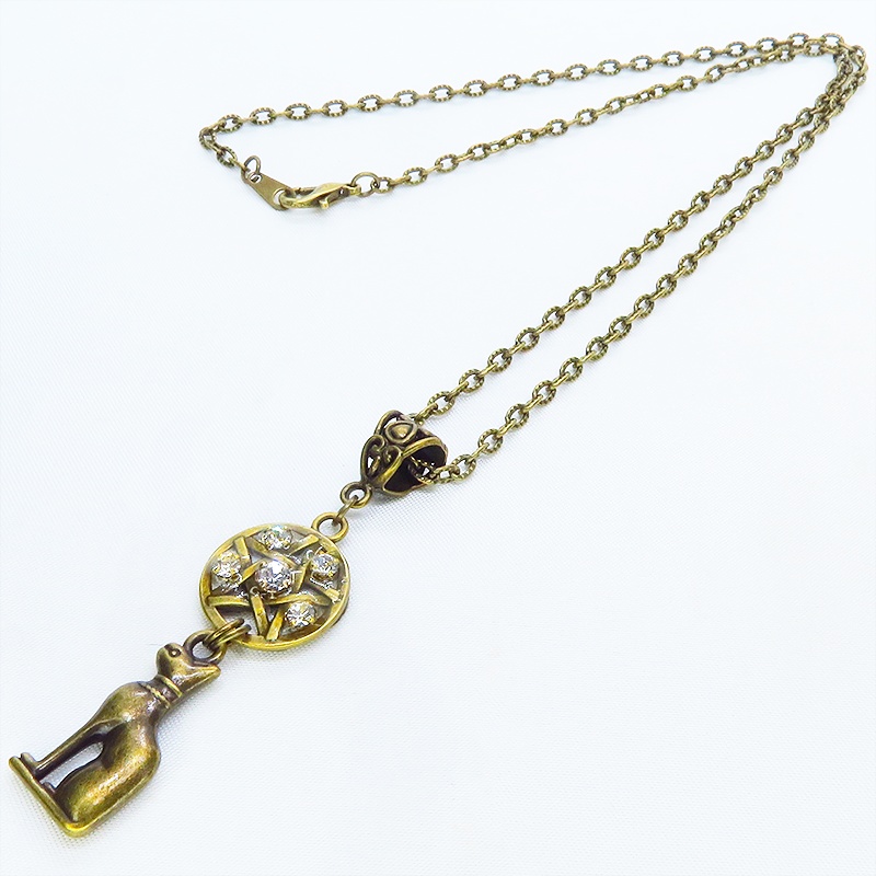 アンティークゴールド 猫の神様バステトとペンダグラムのオリエンタル風ネックレス ラインストーン レジン 長さ調整可