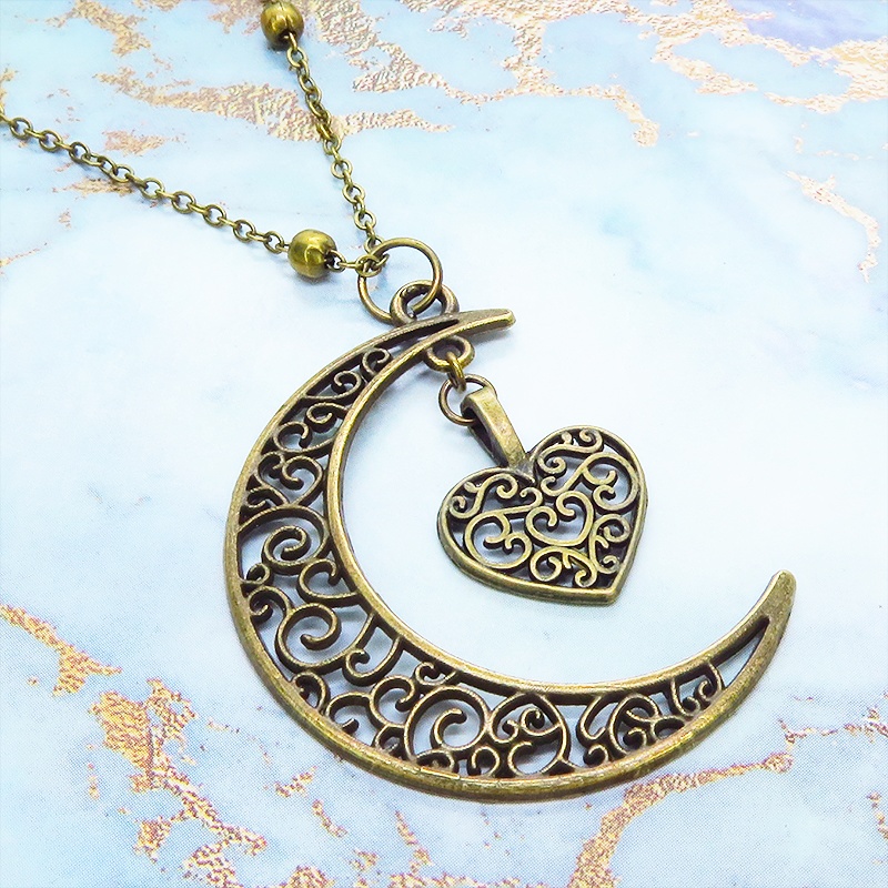 アンティークゴールド 透かし三日月とハートの大人可愛いネックレス ムーン ロングチェーンネックレス