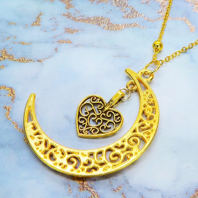 ゴールドカラー 透かし三日月とハートの大人可愛いネックレス ムーン ロングチェーンネックレス