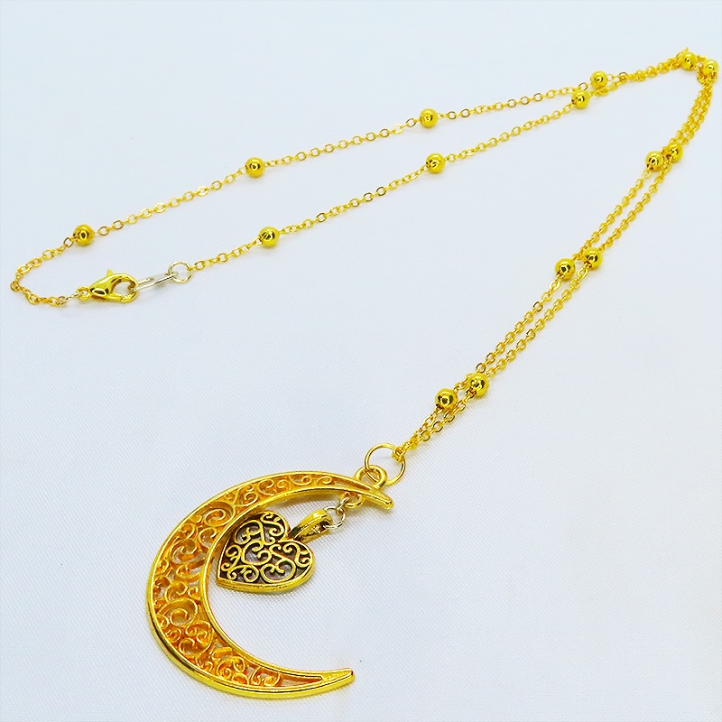 ゴールドカラー 透かし三日月とハートの大人可愛いネックレス ムーン ロングチェーンネックレス
