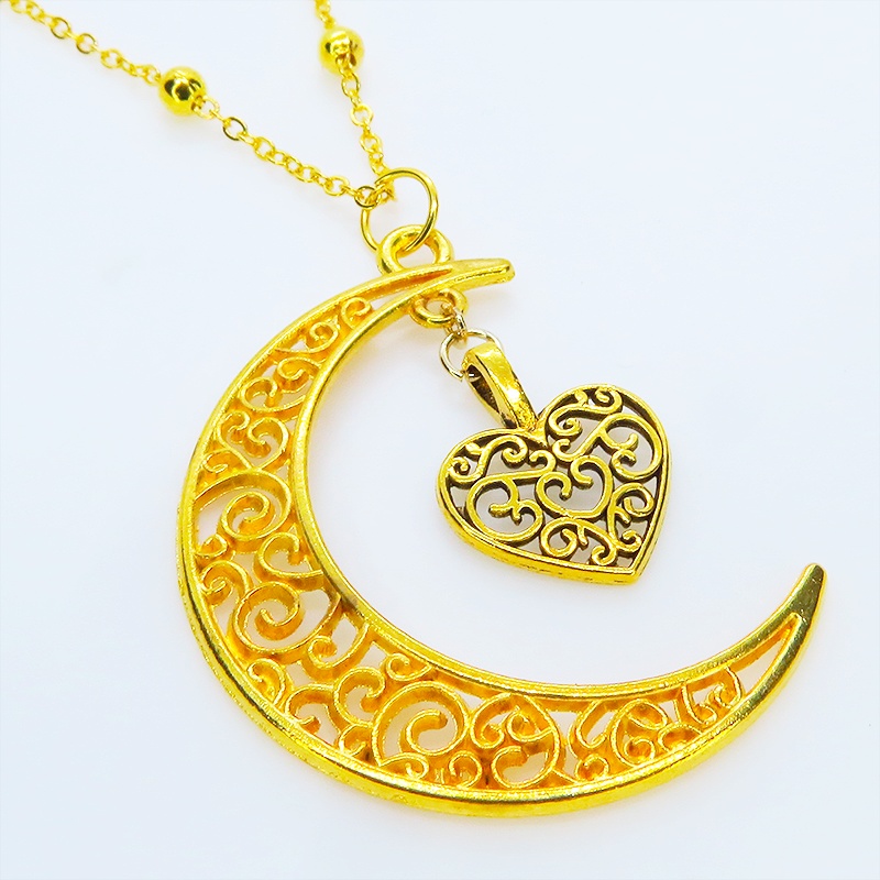 ゴールドカラー 透かし三日月とハートの大人可愛いネックレス ムーン ロングチェーンネックレス