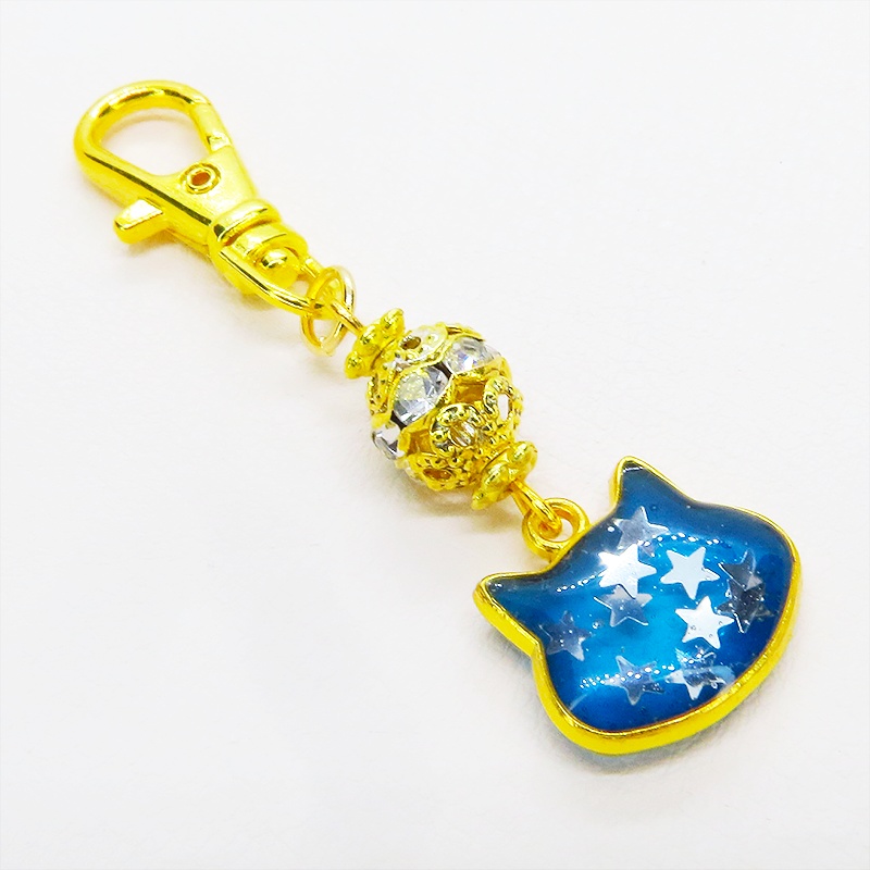 ブルーキャットスターキーホルダー ゴールドカラー 青い猫フェイスに星を散りばめたキーホルダー メタルビーズ