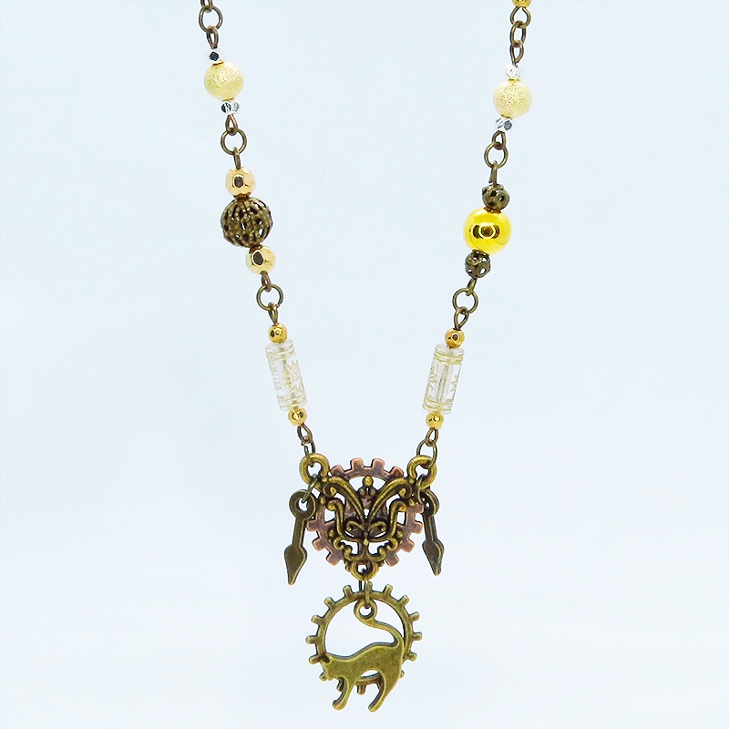 アンティークゴールド 跳ね猫と歯車のスリムなスチームパンク風ロングチェーンネックレス 長さ調整可 アジャスター可