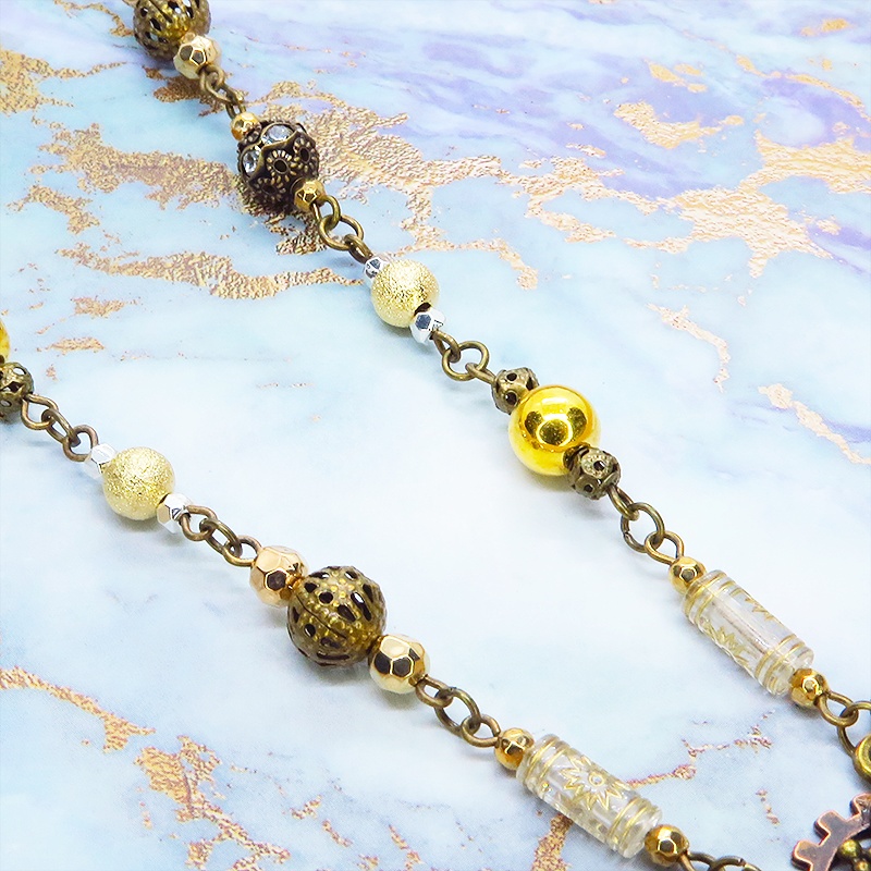 アンティークゴールド 跳ね猫と歯車のスリムなスチームパンク風ロングチェーンネックレス 長さ調整可 アジャスター可