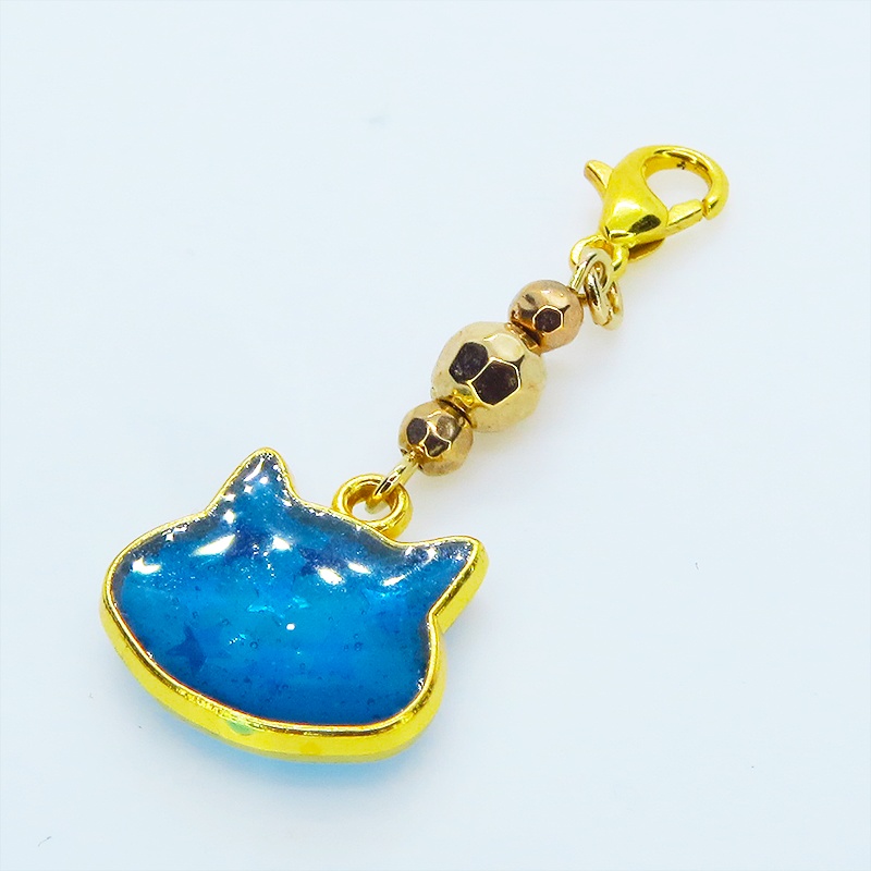 マスク・スマホチャーム ブルーキャットスター 青い猫フェイスに星を散りばめたチャーム ゴールドカラー メタルビーズ 金具変更可