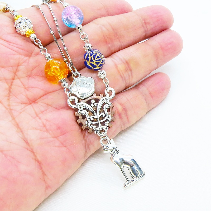 シルバーカラー バステト 猫の神様 オリエンタル風 ダブルチェーン ビーズを組合わせたアシンメトリーネックレス アジャスター可