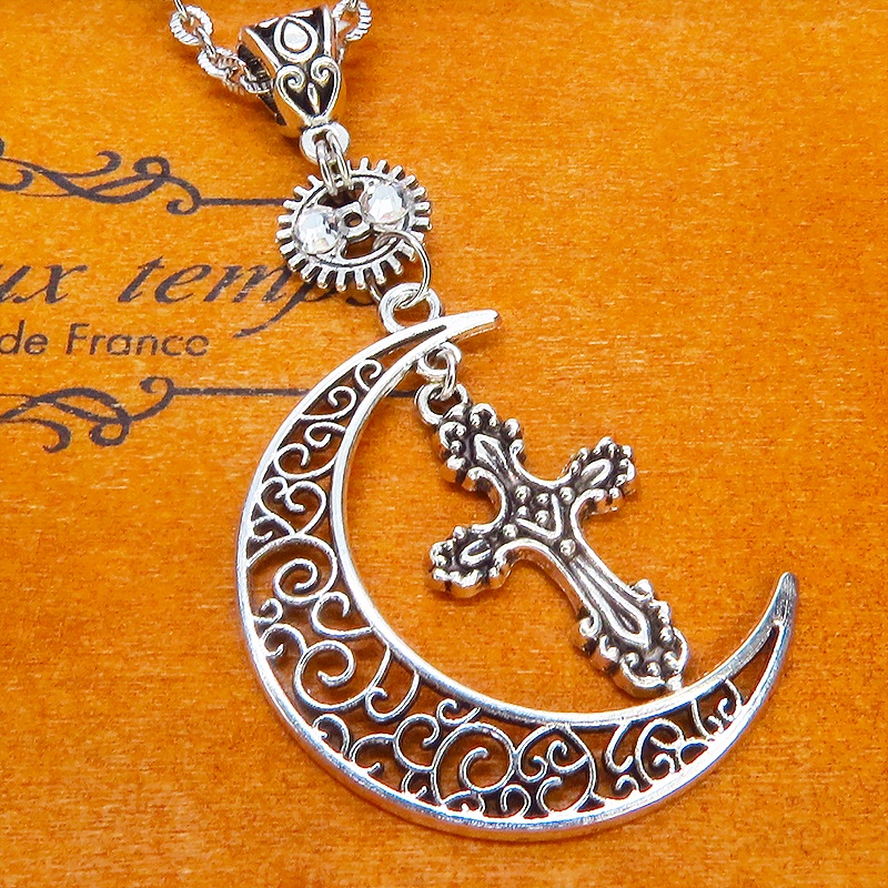 アンティークシルバー ロザリオと三日月を組み合わせたペンダントネックレス 長さ調整可 アジャスター可
