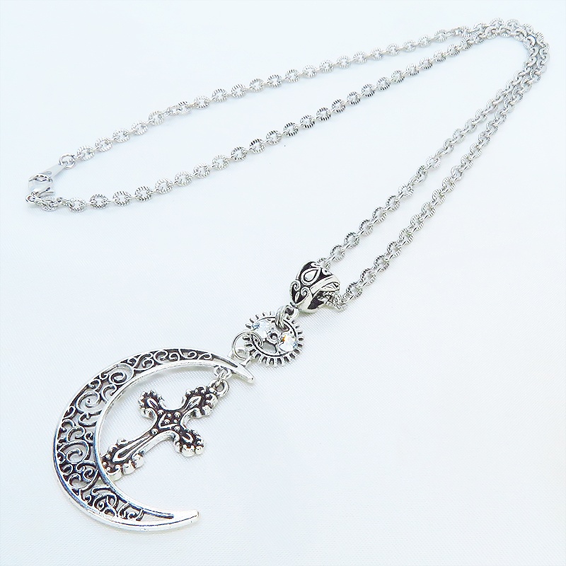 アンティークシルバー ロザリオと三日月を組み合わせたペンダントネックレス 長さ調整可 アジャスター可