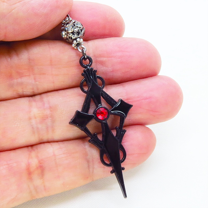 ブラックカラーに輝くゴシック調十字架(クロス)ピアス ロザリオ パンク ロック メタル ブラック