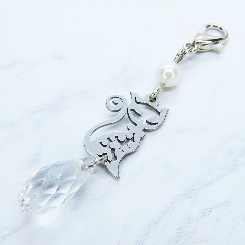 マスク・スマホチャーム シルバーカラー ステンレス製ダイカット猫モチーフとクリスタルガラスのチャーム 金具変更可 ジャックピン追加可