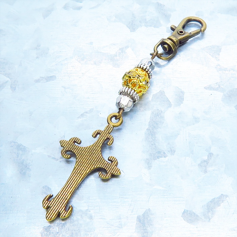 アンティークゴールド ゴシック調ロザリオ(十字架)とメタルビーズを組合せたキーホルダー レジン 金具変更可