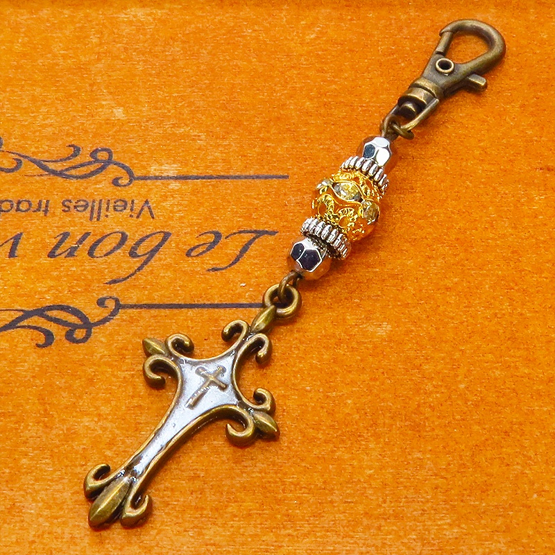 アンティークゴールド ゴシック調ロザリオ(十字架)とメタルビーズを組合せたキーホルダー レジン 金具変更可
