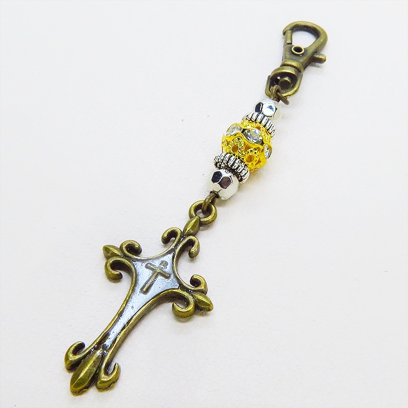 アンティークゴールド ゴシック調ロザリオ(十字架)とメタルビーズを組合せたキーホルダー レジン 金具変更可