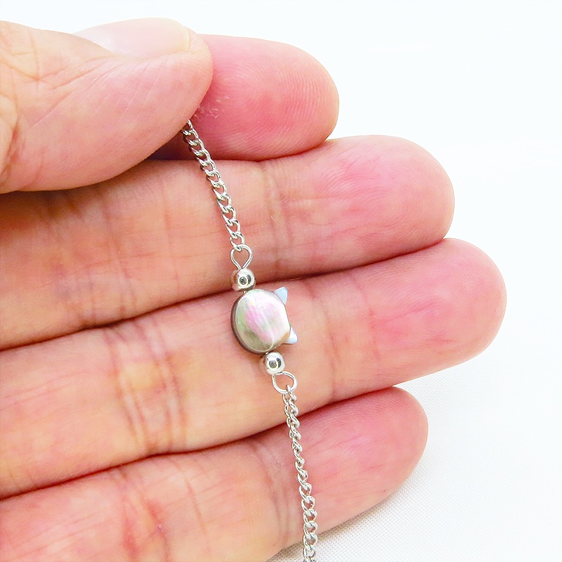 シルバーカラー 黒蝶貝(シェル)の猫モチーフのブレスレット アジャスター付 マザーオブパール