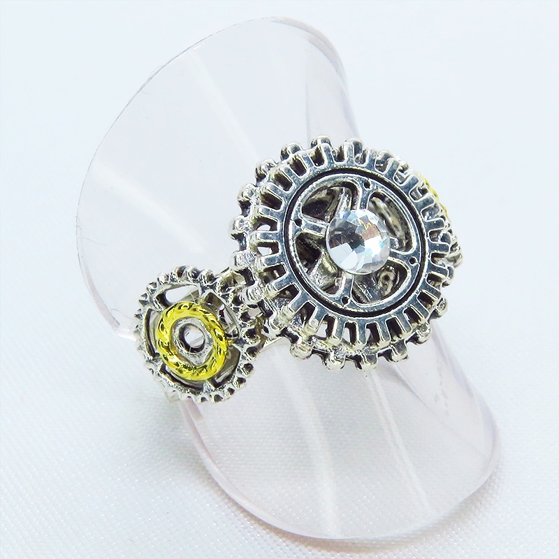 シルバーカラーリング ラインストーンに歯車を組合せたスチームパンク風リング 指輪 フリーサイズ
