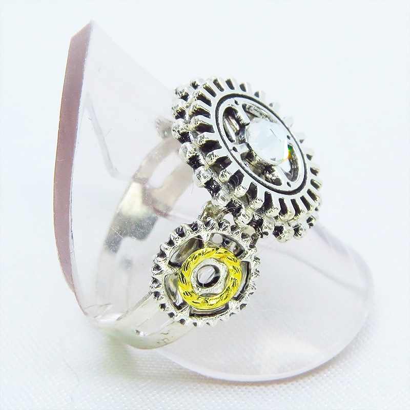 シルバーカラーリング ラインストーンに歯車を組合せたスチームパンク風リング 指輪 フリーサイズ