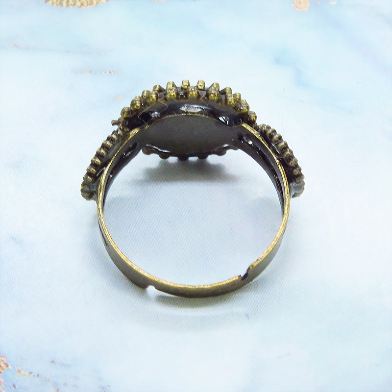 アンティクゴールドリング ラインストーンに歯車を組合せたスチームパンク風リング 指輪 フリーサイズ