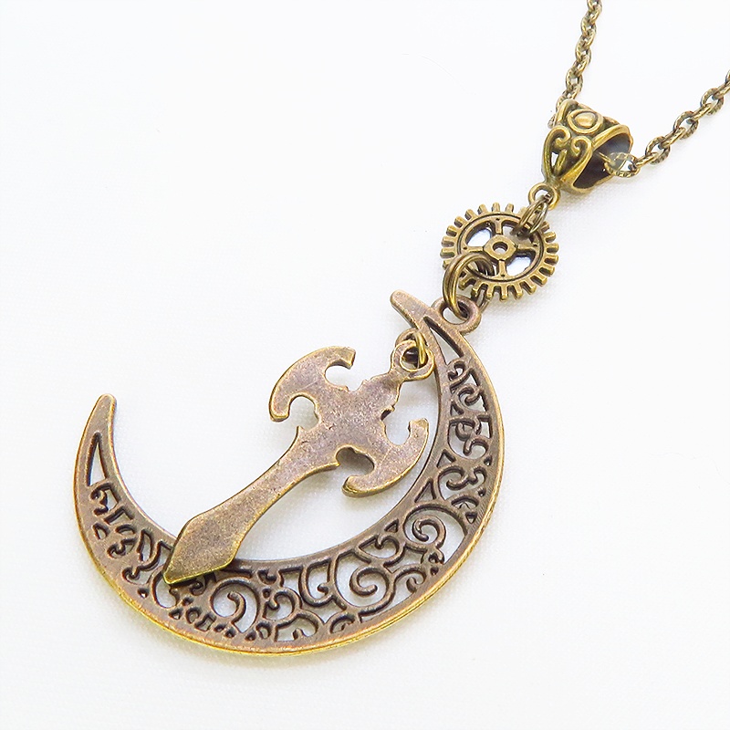 アンティークゴールド アラベスク調透かし入りの三日月と翼モチーフを組合せたネックレス 長さ調整可 アジャスター可