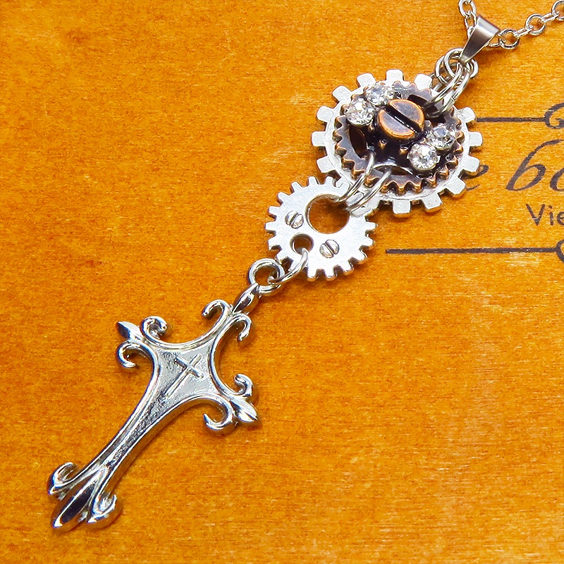 アンティークシルバー ロザリオと歯車を組合せたスマートなスチームパンク風ネックレス ラインストーン 長さ調整可